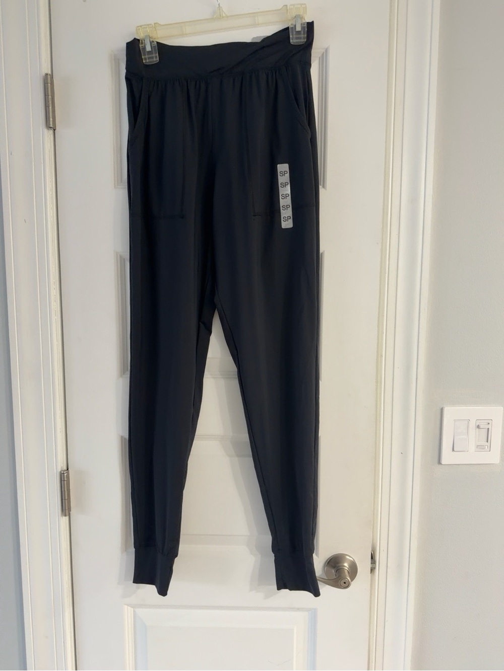 NWT Forever 21 Women’s Athletic Jogger Pants Black Size Small